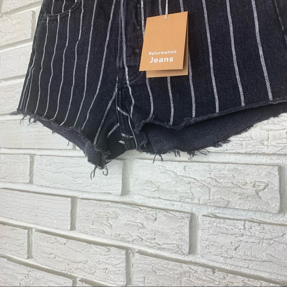 NWT Reformation Perry Jean Short High Waist Black and White Striped Size 24 - Picture 5 of 11